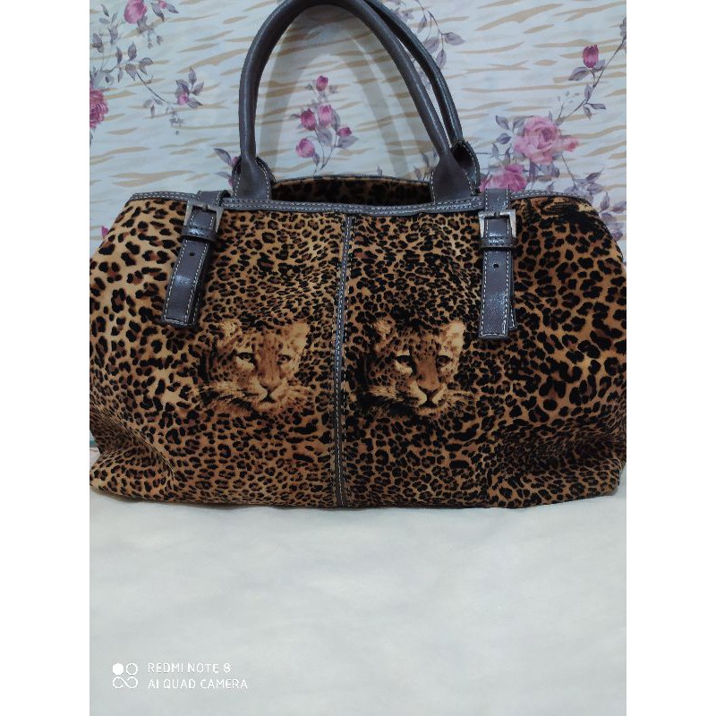 Preloved tas motif macan