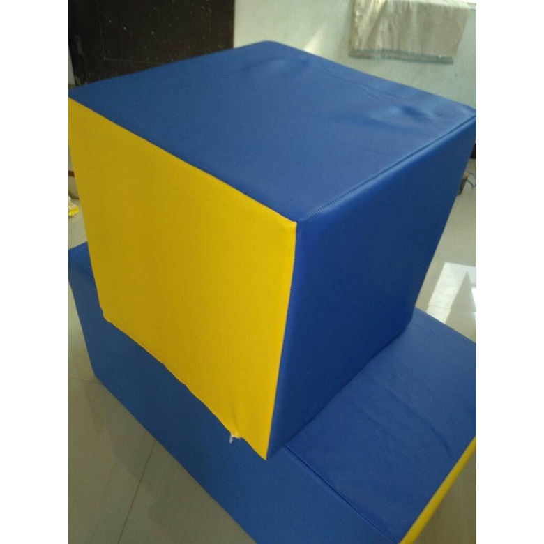 SOFTPLAY busa Kubus playground 20x20x20CM