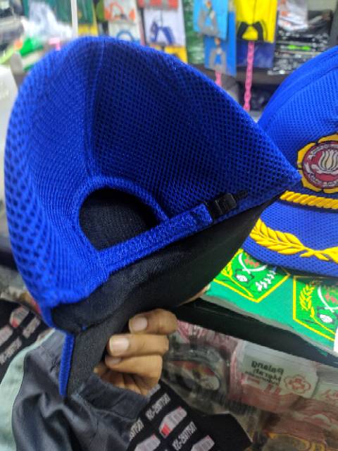 Topi karang taruna