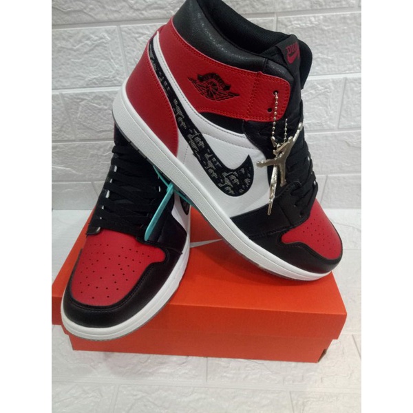 Nike jordan made in Vietnam original