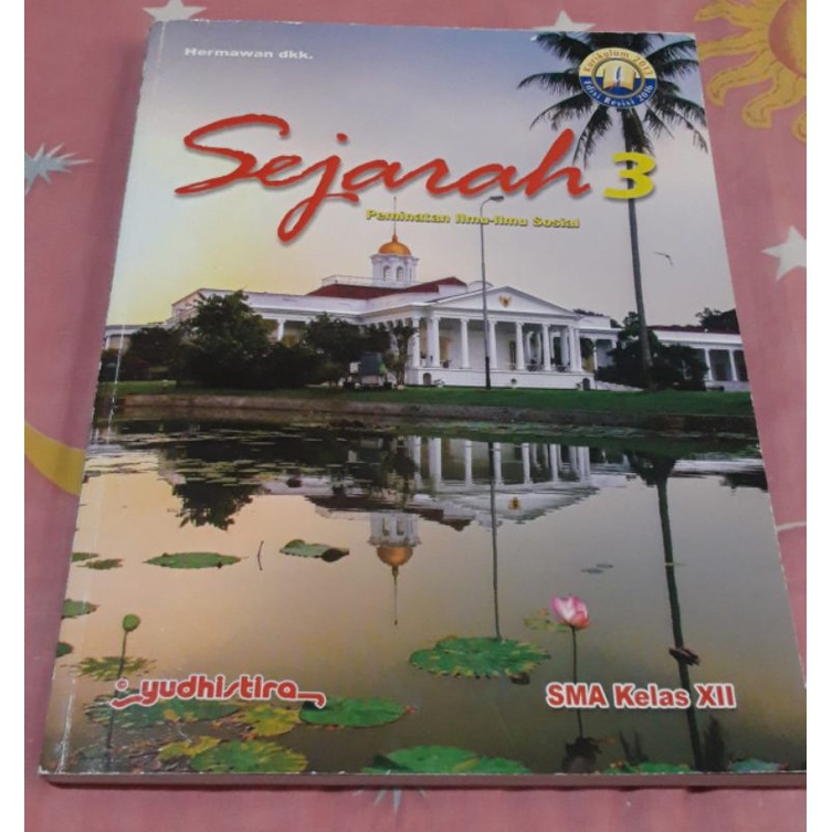 

Buku Paket Sejarah kelas 12