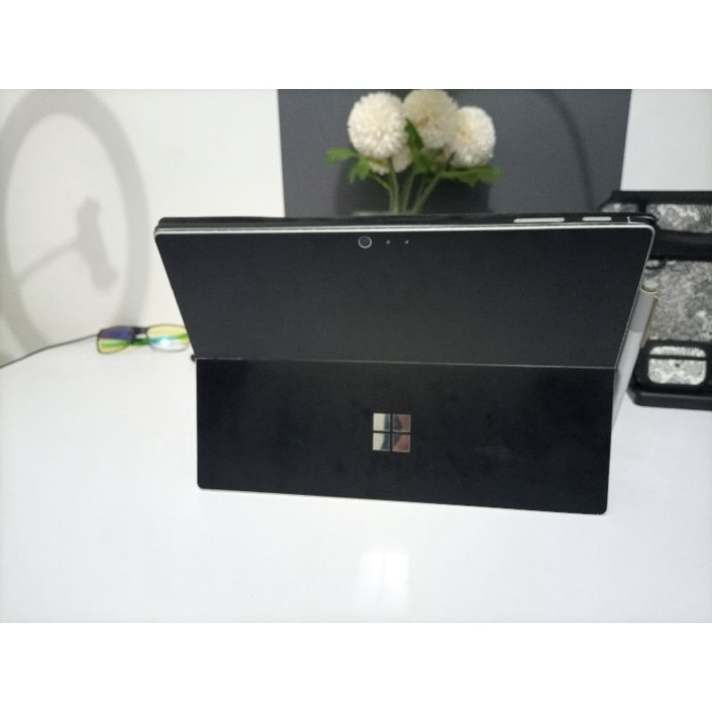 Surface pro 6 i7 8gb/256gb