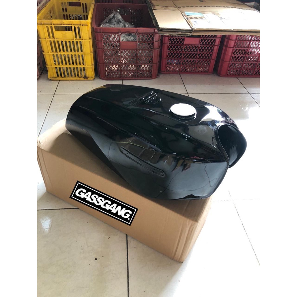 Tangki tanki tengki honda gl 100 gl100 pabrikan import mirip original bagus keren Tangki GL 100 Impo