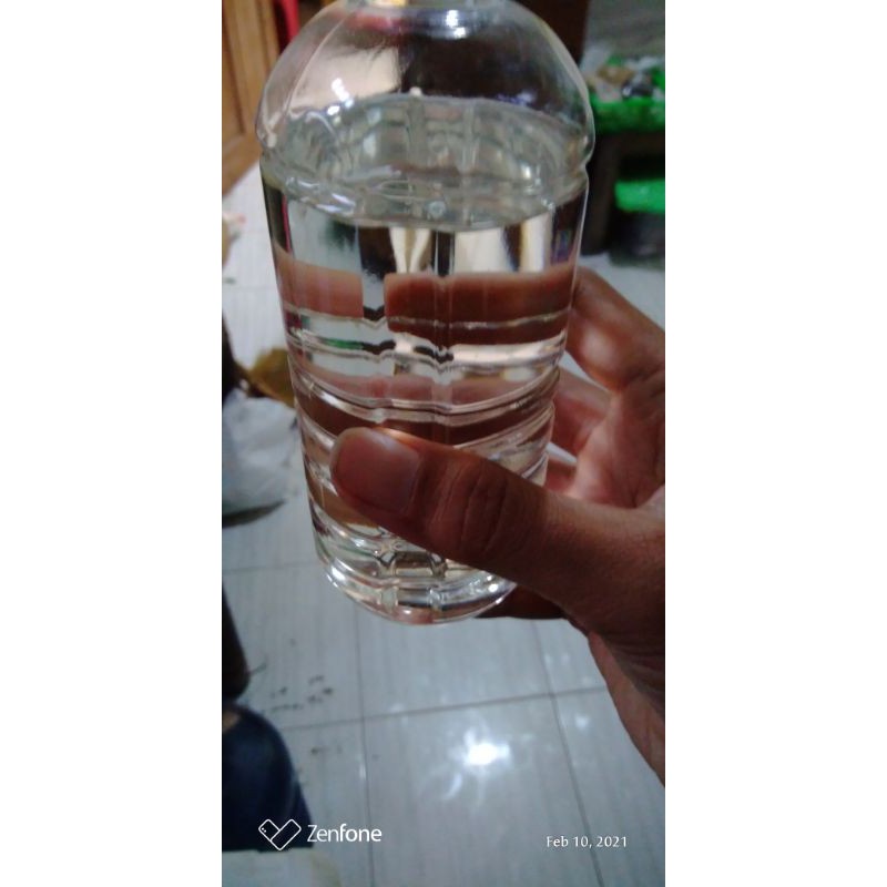 

½L Minyak Kelapa NON AROMA Coconut Oil Asli Minyak Klentik hasil filter ulang