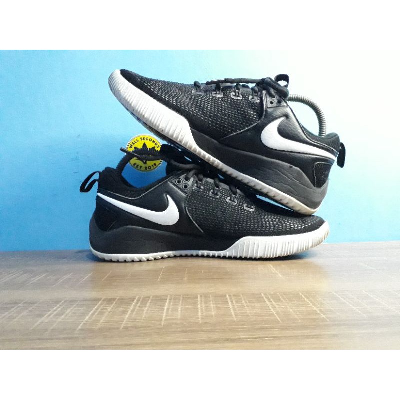 nike zoom hyperace white