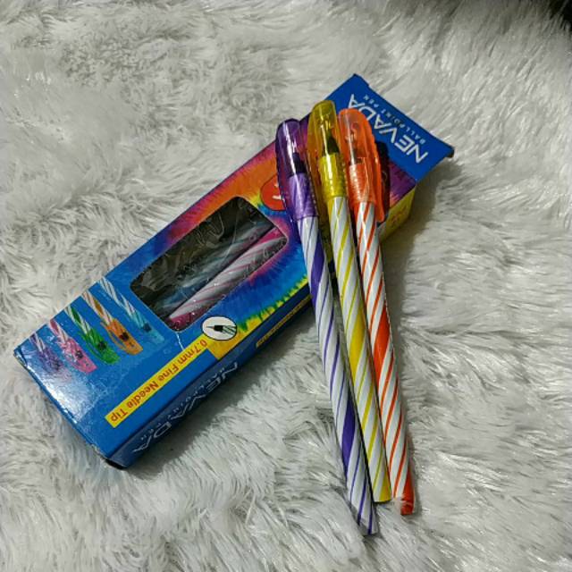 

Bolpoin pelangi pen warna hitam