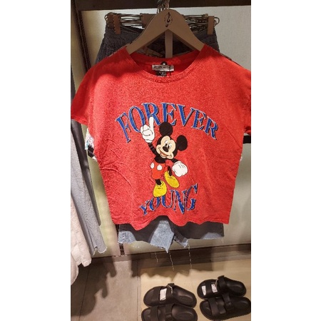 NEW STRADIVARIUS KAOS MICKEY