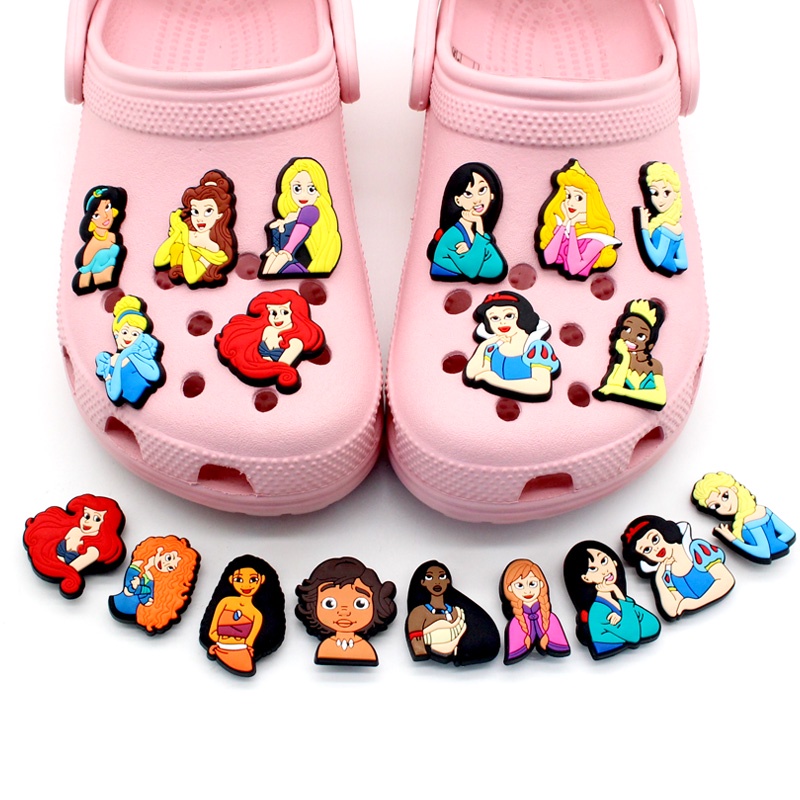 Disney tema Jibbitz kartun lucu Snow White / Elsa / Belle Putri shoe charms  Untuk Anak Perempuan Sandal decorate Crocs Lubang Sepatu accessories