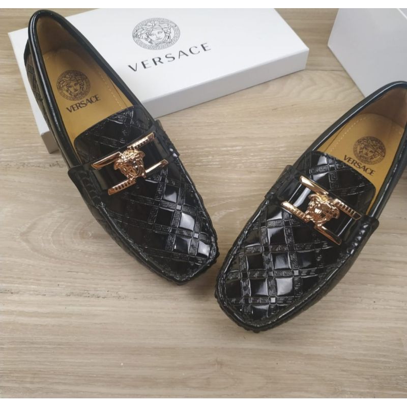 Sepatu Loafers Pria branded Mirror