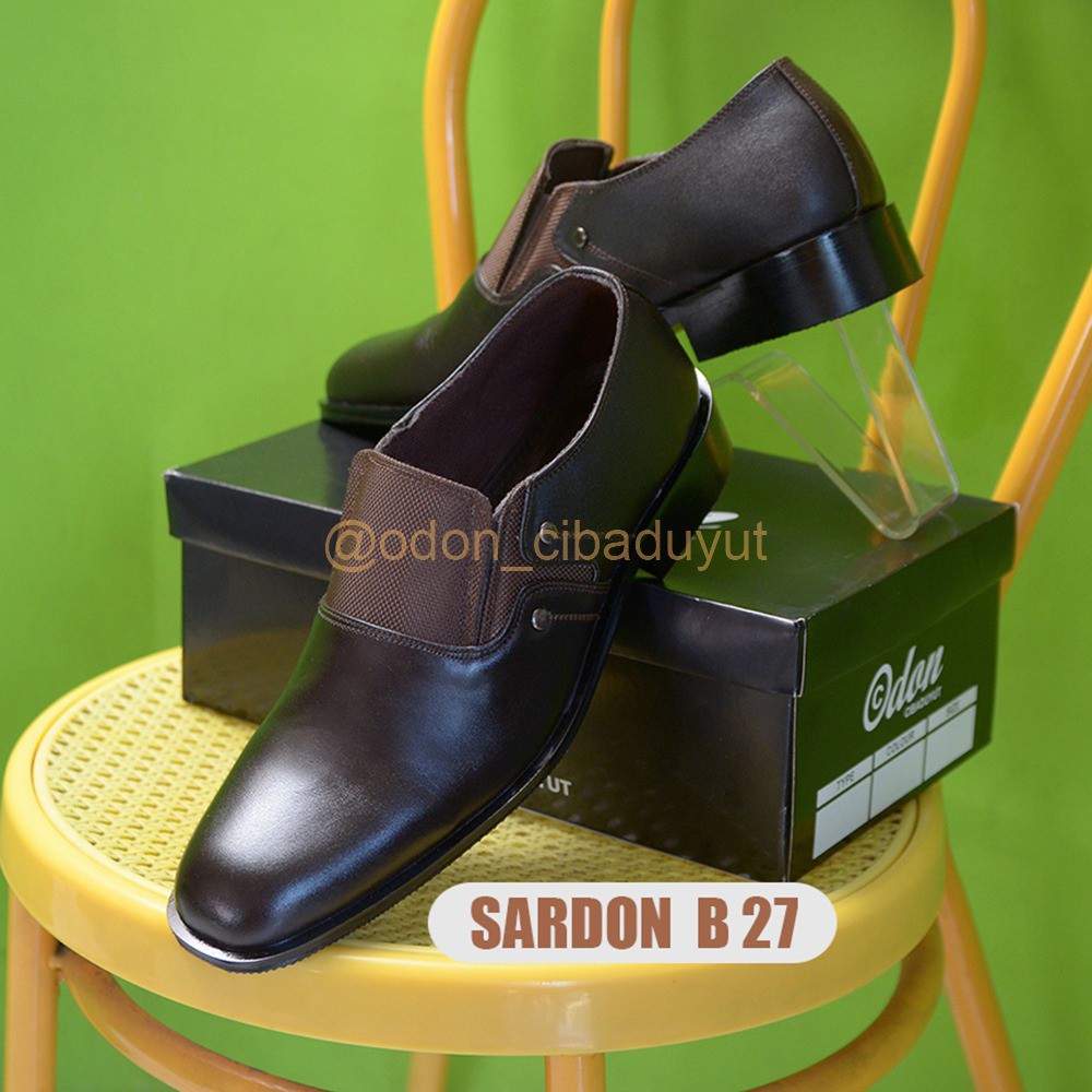 DISKON 50% CUCI GUDANG SEPATU KULIT PRIA