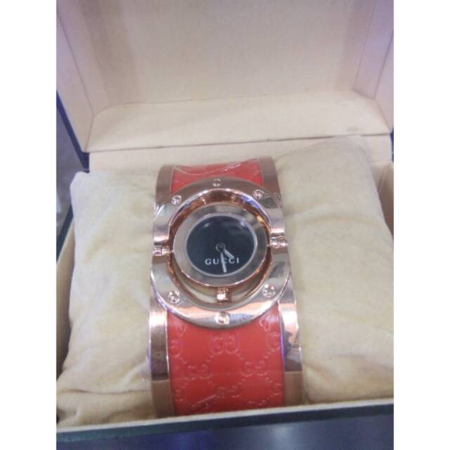 JAM TANGAN GUCI