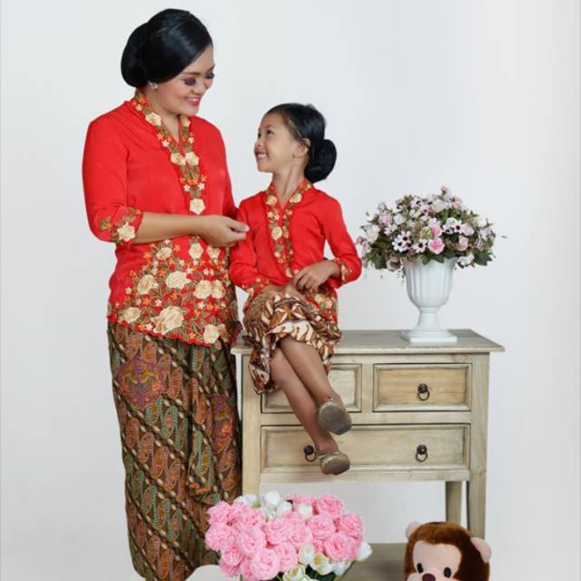 Preloved Kebaya couple sarimbit ibu anak merah