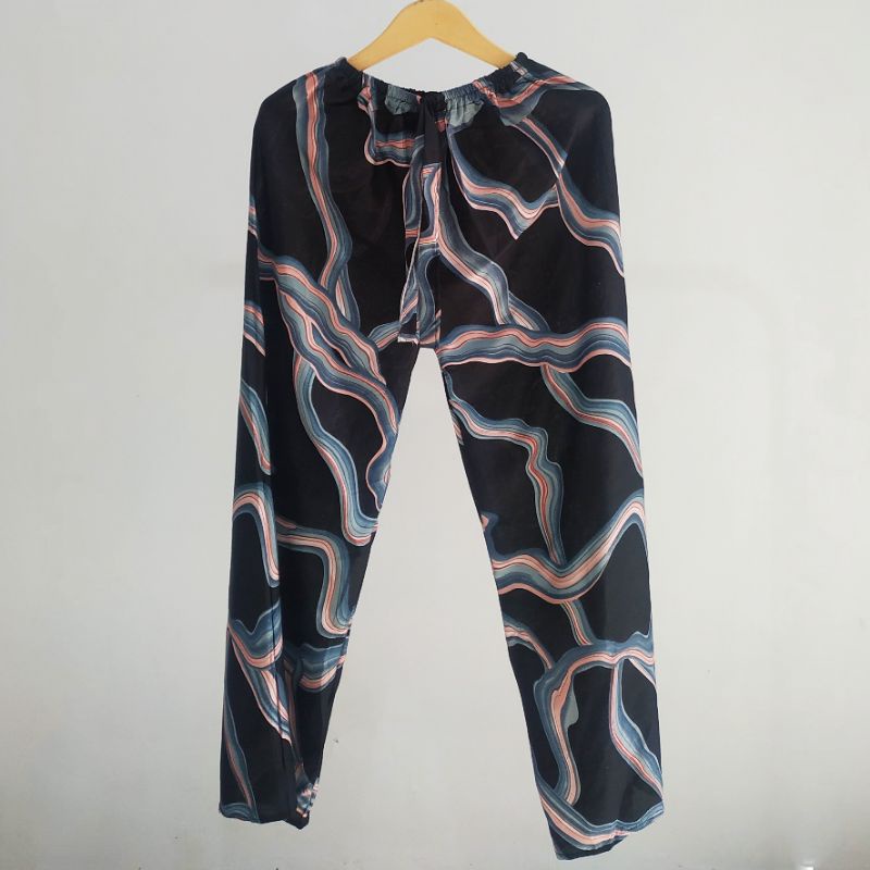 KULOT WANITA MODEL VANESSA | CELANA PANJANG RAYON KEKINIAN | HIGH WAIST BALI MODEL SPIRULINA VANESA FUJI-Hitam