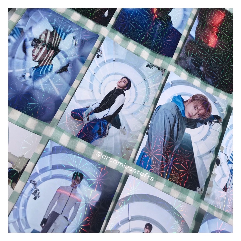 

(Dream) Nct 2021 holographic postcard ‘universe verse 2’ by dreamiesstuffs