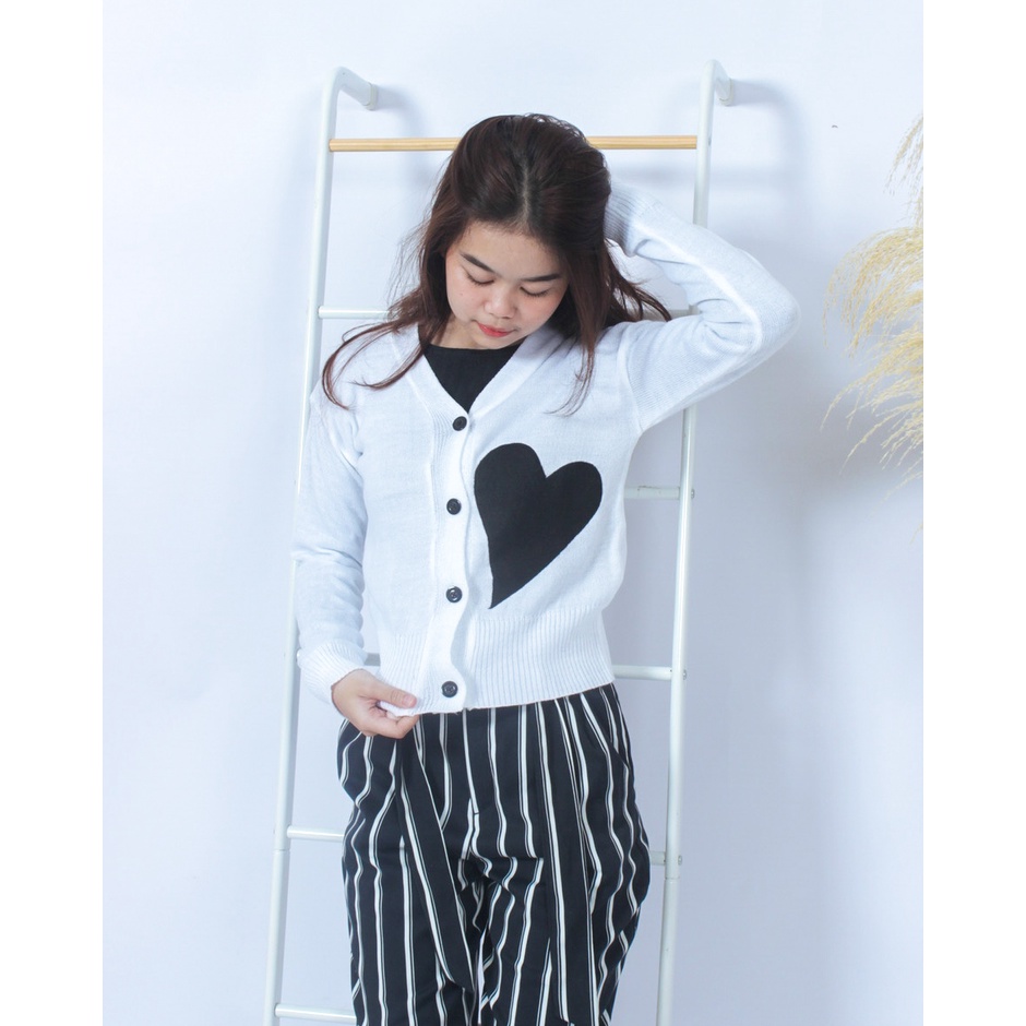 Tokomilkan - Cardigan Rajut Wanita Motif BLACK HEART / Cardygan Wanita / Atasan wanita