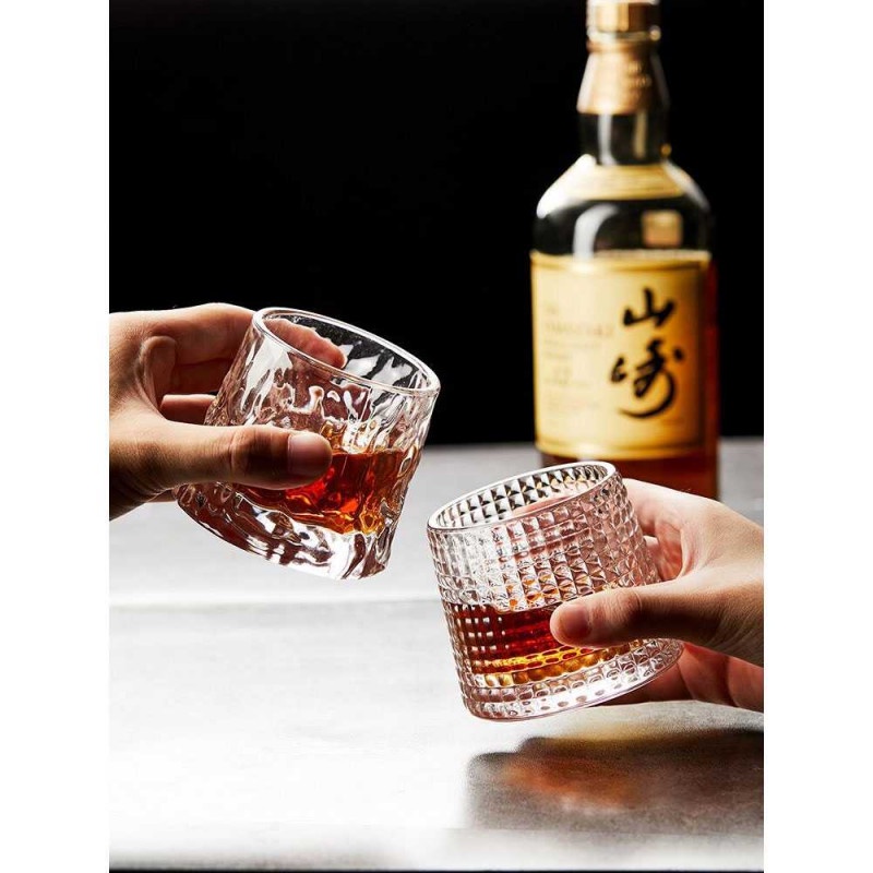 Gelas Cangkir Hadiah Kado Pesta Party Spinning Whisky Wine Glass Cup 150ml