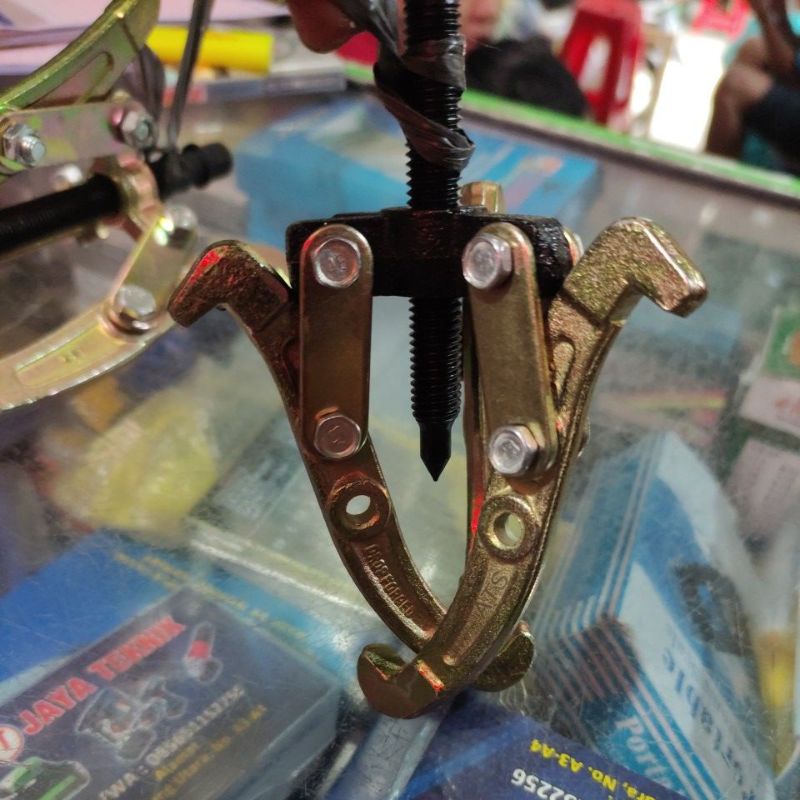 traker 3in ATS /75mm /tracker kaki 3 ATS 3inch / pencabut bearing kaki 3/ 3 jaw puller ats