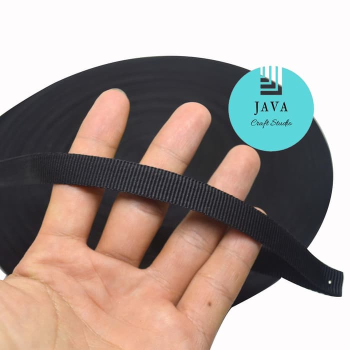 

TALI AKSESORIS TAS 1.2 CM PANJANG 45 METER HITAM PCR V 12 HITAM