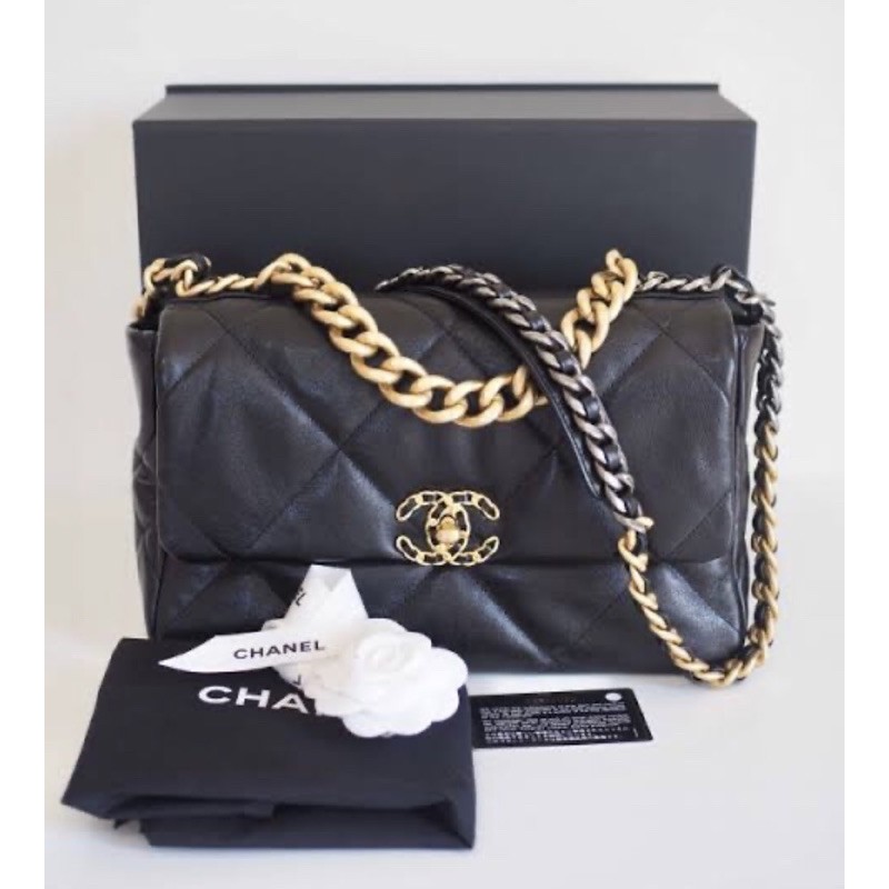 Chanel 19 bag