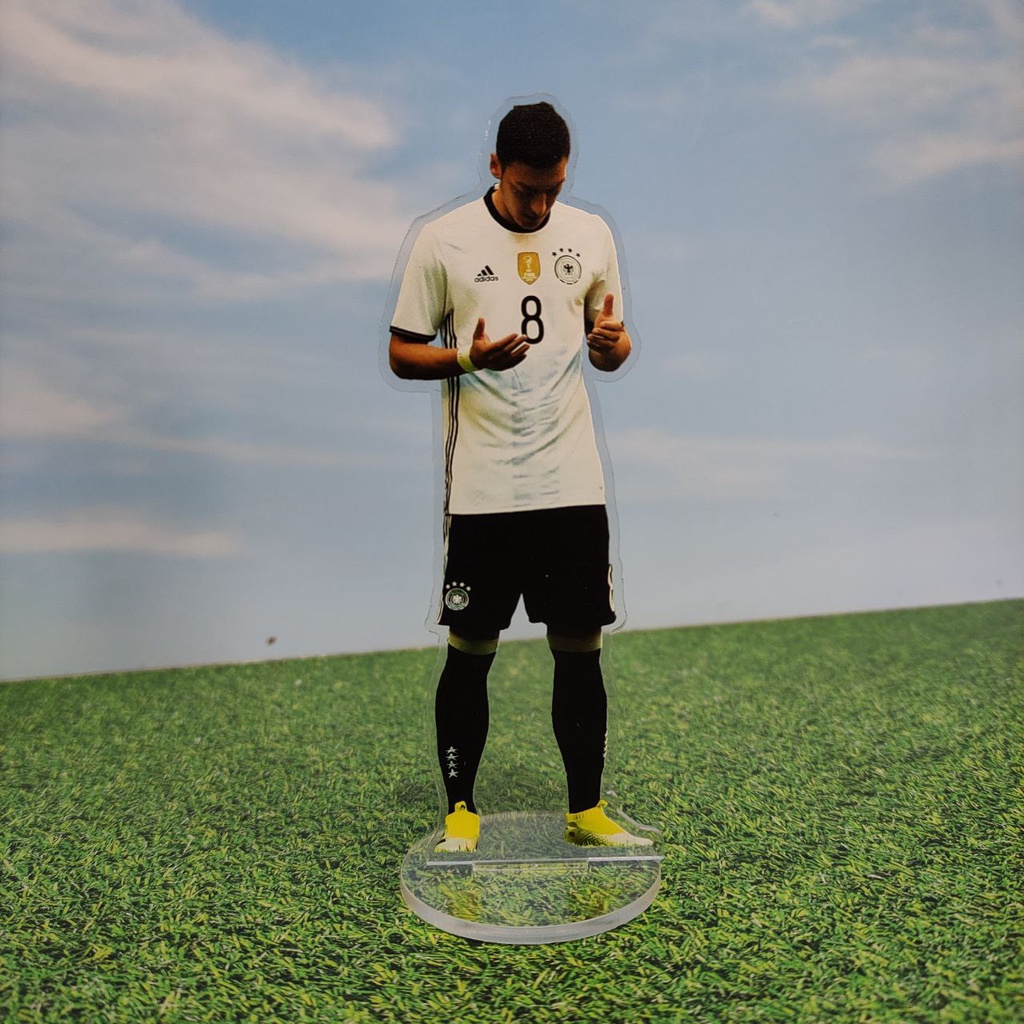 Standee Action Figure Mesut Ozil Timnas Jerman