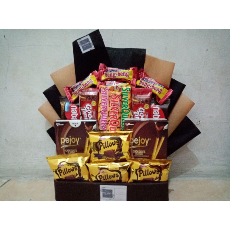 

Bouquet Snack Parcel Chocomix