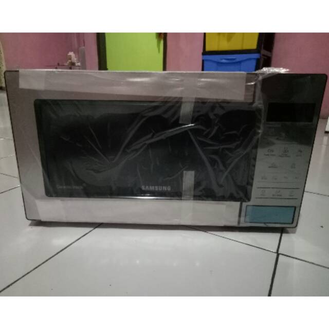 Samsung Microwave Oven 23L ME83M