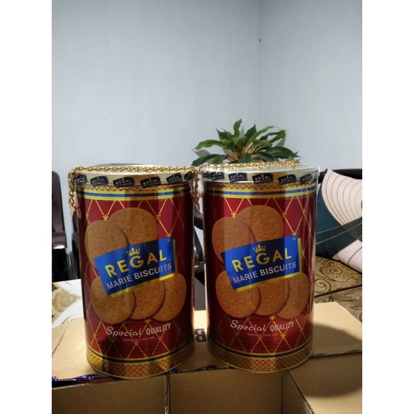 

Marie Regal Biskuit ukuran besar