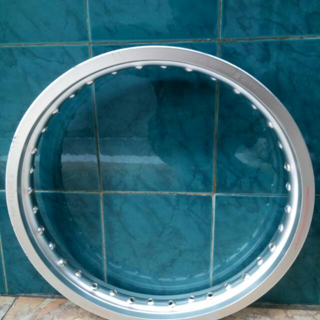 Velg tdr 17 160 185
