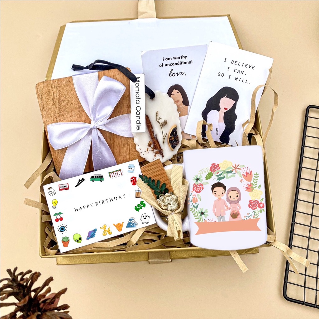 *PROSES CEPAT, SIAP KIRIM* Hampers wisuda / kado ulang tahun / wedding gift / Graduation & Birthday 