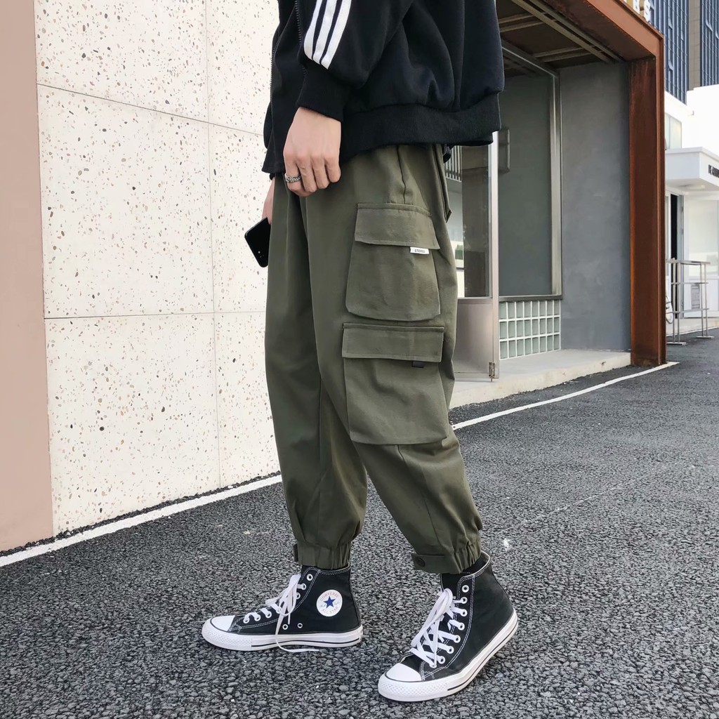 Celana Panjang Pria Model Straight Longgar Gaya Korea Celana Panjang Pria Model Straight Longgar Gaya Korea
