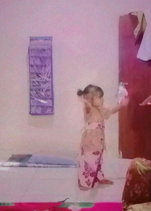 0-8 Tahun Free Bandana Set Kebaya Brokat+kamen Obi Batik Anak