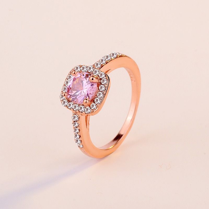 Cincin Moissanite Untuk Aksesoris Wanita