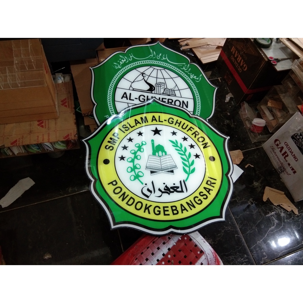 Logo branding  spon
