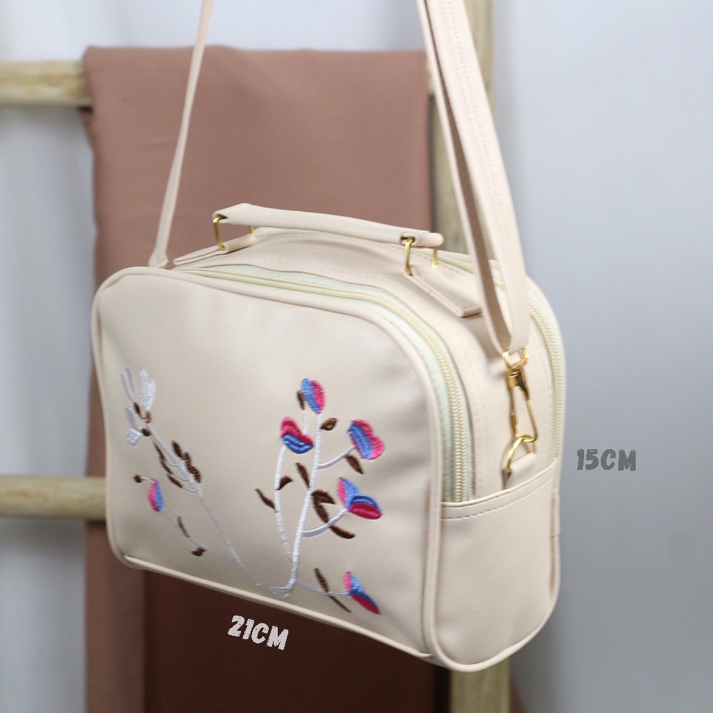 Tas Selempang Selendang Wanita Remaja / Tas Kondangan Wanita Pesta / Tas Remaja Kekinian Wanita / Ta