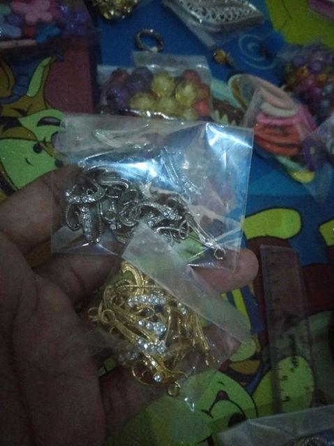 Huruf Latin Gold /lusin