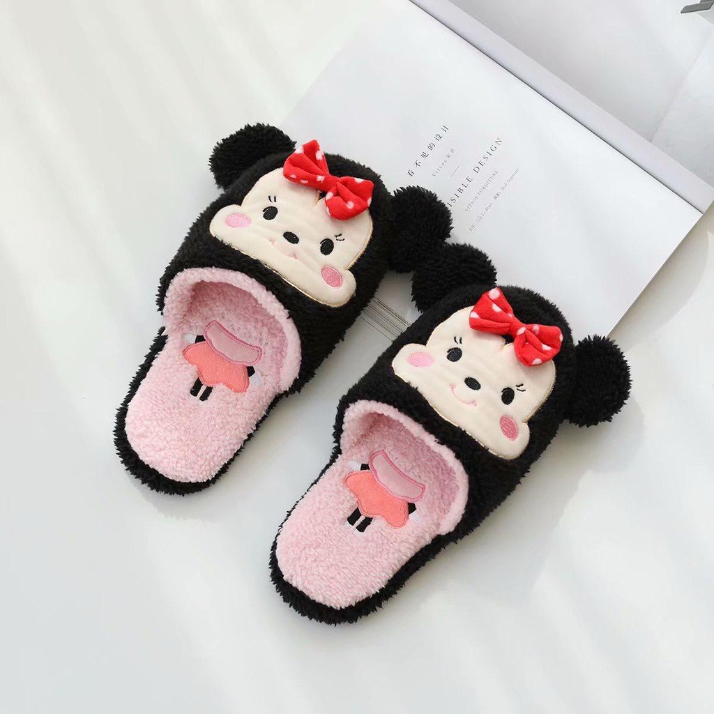 SANDAL BONEKA DONALD DUCK BEBEK MINNIE MOUSE WINNIE THE POOH CHIP DALE TSUM TSUM