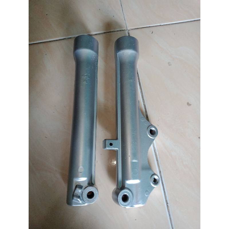 Bottom tabung skok sekok shock depan Yamaha Mio sporty ori