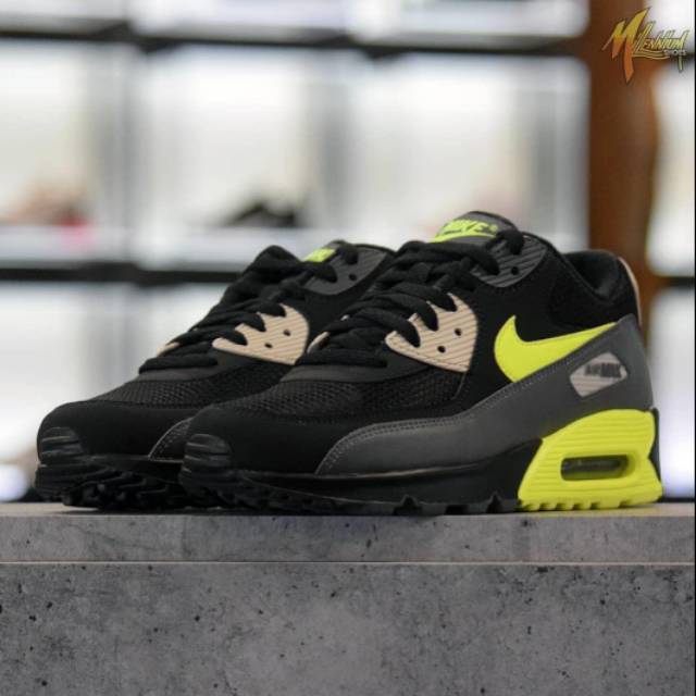 nike air max 90 essential dark grey