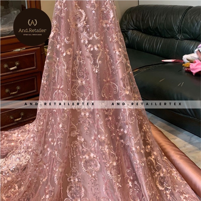 Bahan Kebaya MewaH Brokat Tile Payet Elizabeth Warna Rose Gold