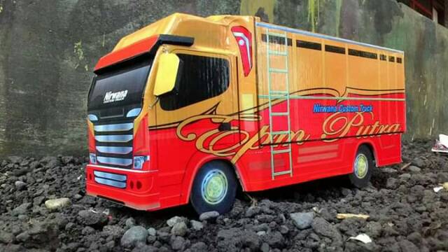 Canter Sketsa Gambar Pola Miniatur Truk Dari Triplek