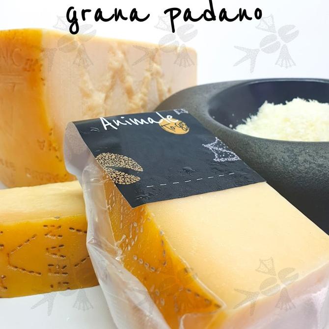 

BISA BAYAR DITEMPAT Grana Padano cheese 200gr CHUNK vacuum sealed keju