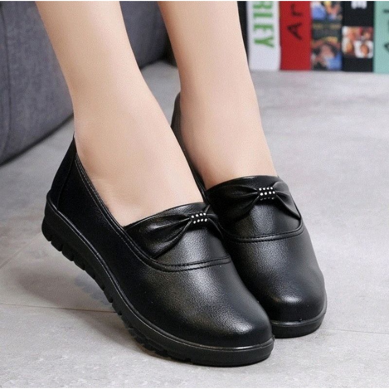 Sepatu Wanita Sepatu Loafers Wanita Sepatu Pantofel Wanita hight Fashion Wanita Sepatu Kerja Sepatu Formal Hitam Sepatu Wanita Terbaru Sepatu Cantik Sepatu Wanita Coklat