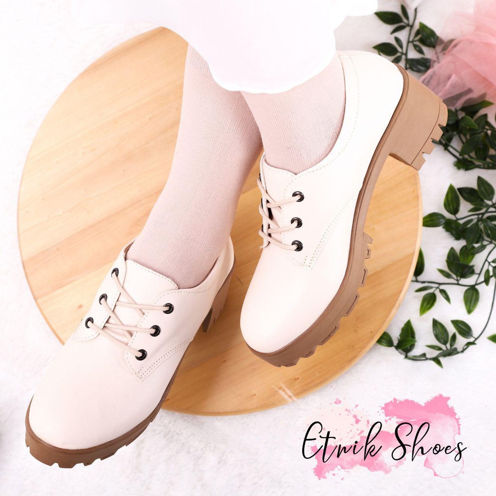 Sepatu Boots Wanita Hak tinggi original Gazelle