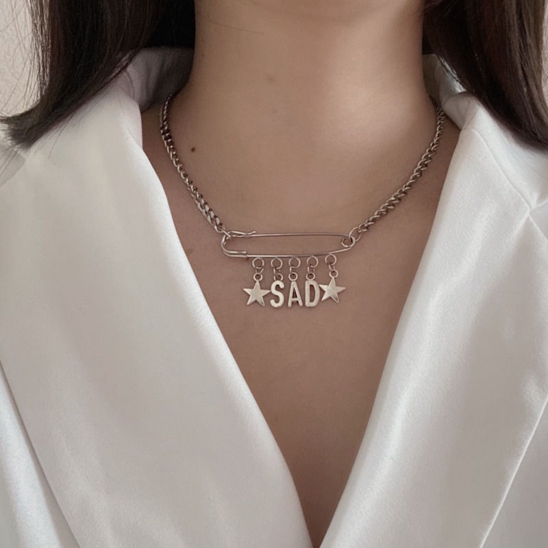 Pin Necklace Letter Pendant Harajuku Personality Short Paragraph Star Clavicle Chain