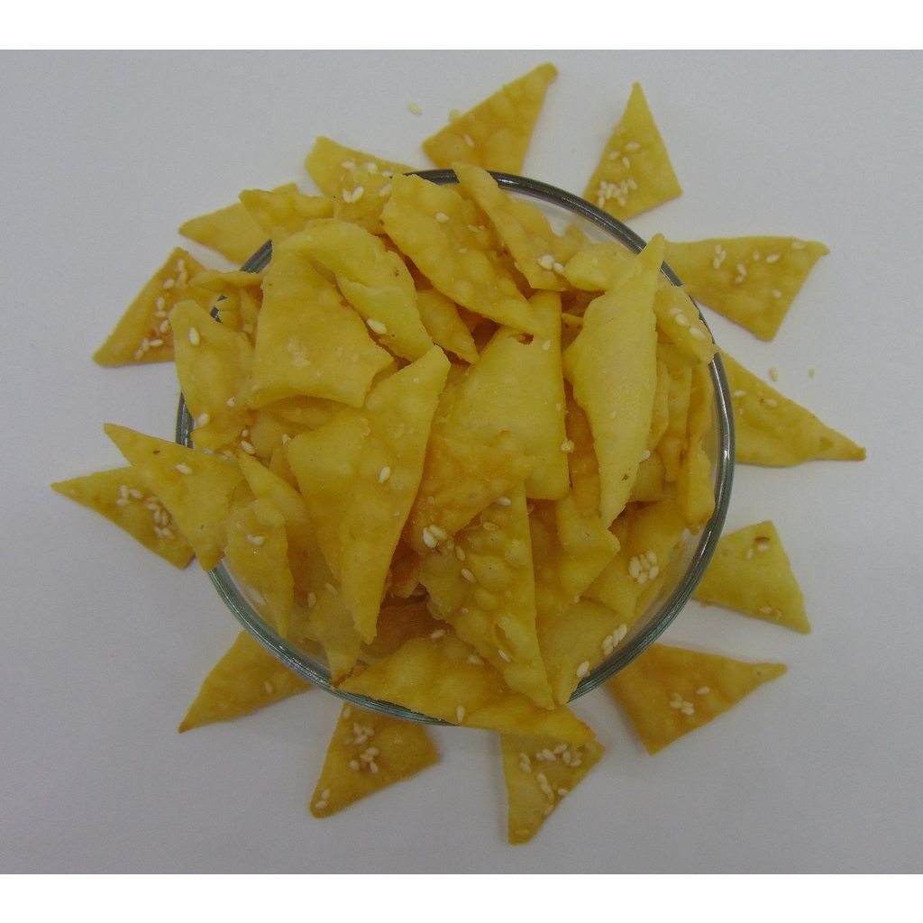 

KERIPIK WIJEN / KERUPUK WIJEN / CAMILAN / KERIPIK / WIJEN / CEMILAN / MAKANAN RINGAN / KERIPIK WIJEN MALANG