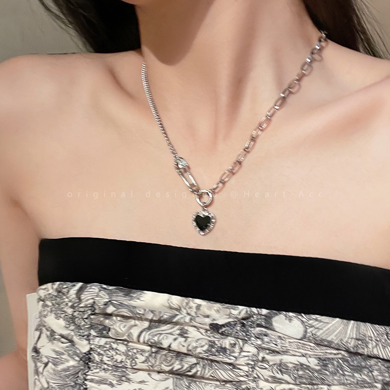 Kalung Choker Rantai Warna Silver Bentuk Hati Hitam Untuk Aksesoris Perhiasan