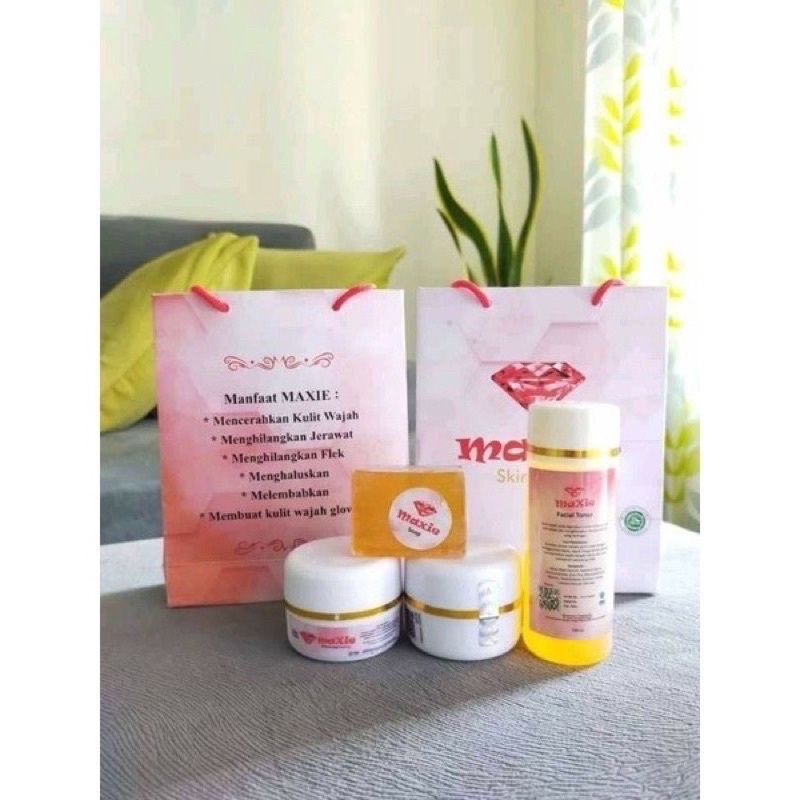 MAXIE GLOW SKINCARE CREAM ORIGINAL BPOM