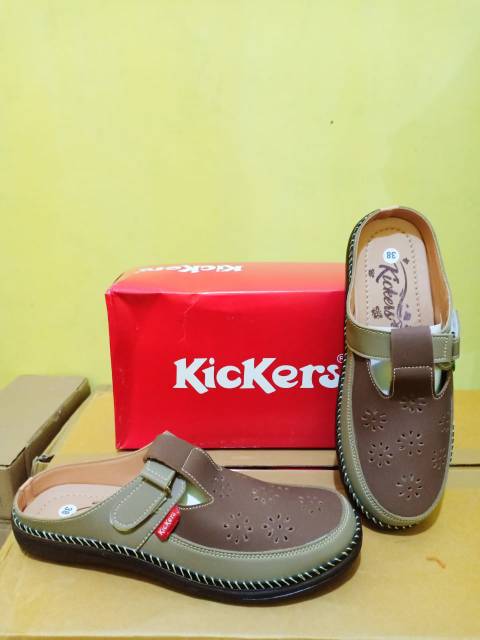 Sandal slop kickers wanita kode kc-4