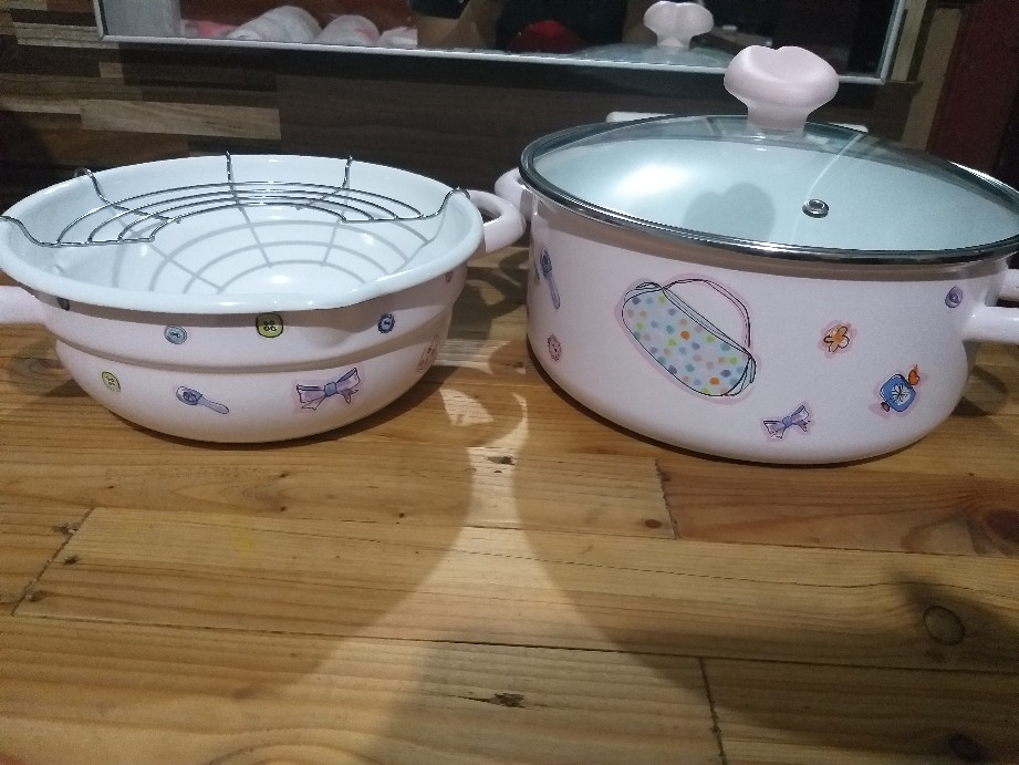 Panci Enamel Cantik Dutch Oven 24 Cm Chefina Kedawung Pi04g24