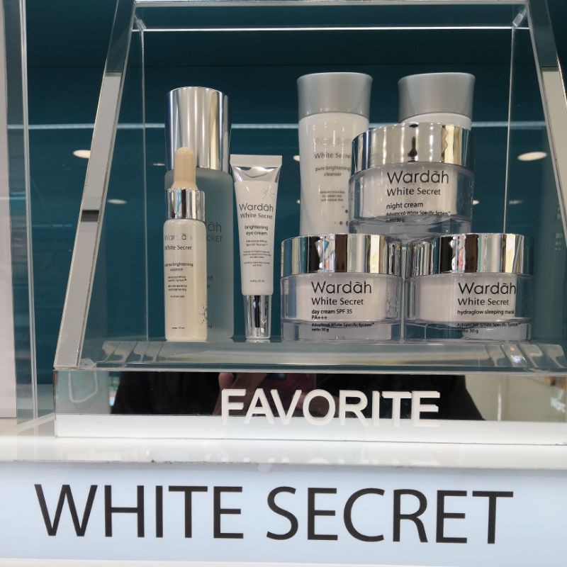 WARDAH White Secret Series (Day/Night Cream, Face wash/scrub, cleanser,serum,essence,Lotion)
